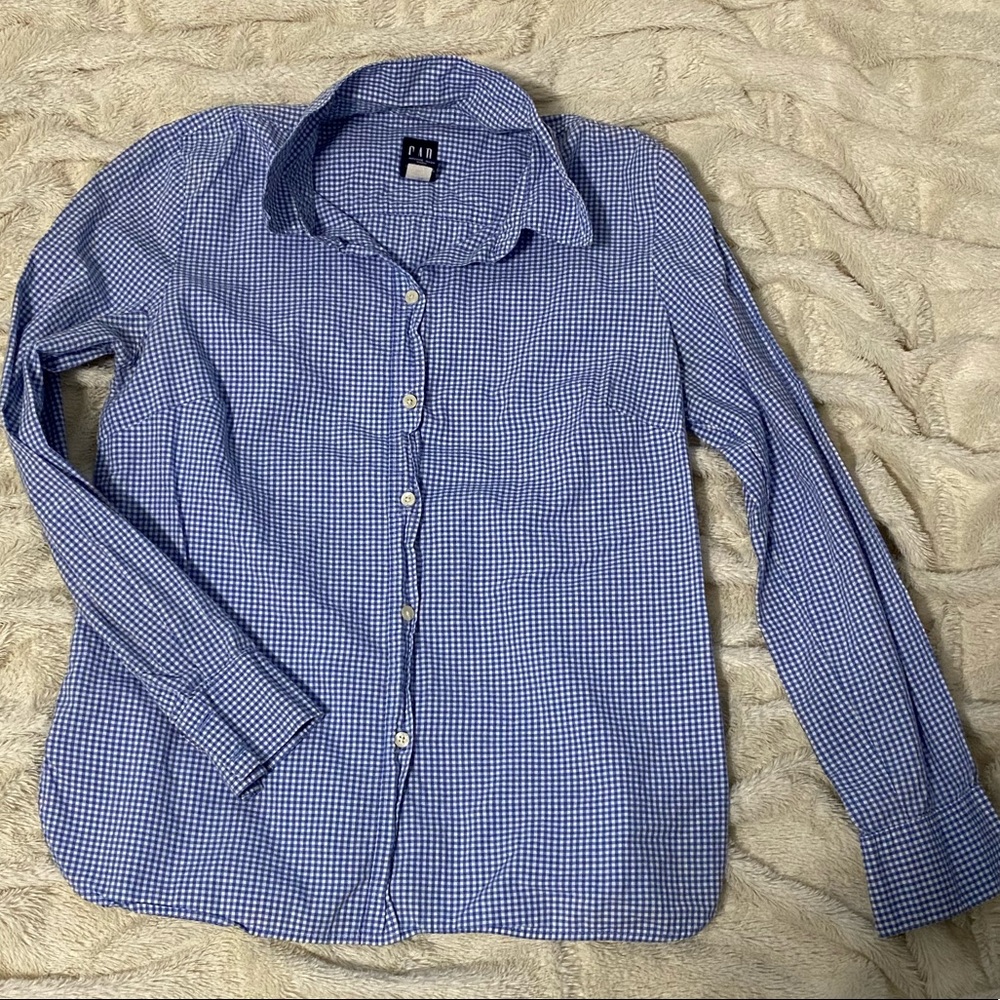 Gap long sleeve button down